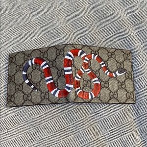 Meet your Posher, Joshua